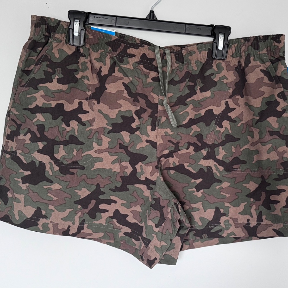 Women's Columbia shorts